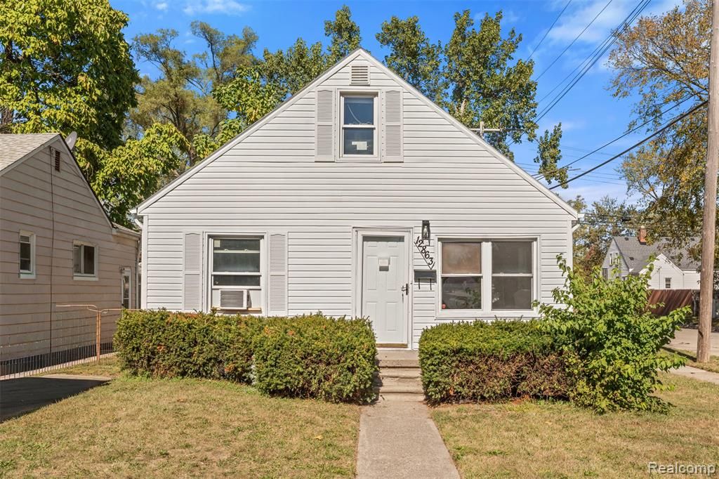 12863 Couwlier Avenue, Warren, MI 48089