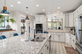 1631 Sylvan Avenue, Dallas, TX 75208