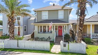 2917 Avenue Q, Galveston, TX 77550