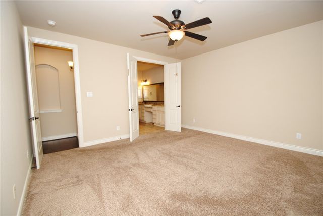 9022 Centennial Drive, Conroe, TX 77384