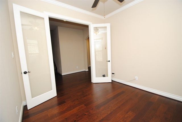 9022 Centennial Drive, Conroe, TX 77384