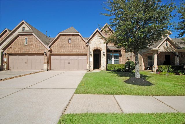 9022 Centennial Drive, Conroe, TX 77384