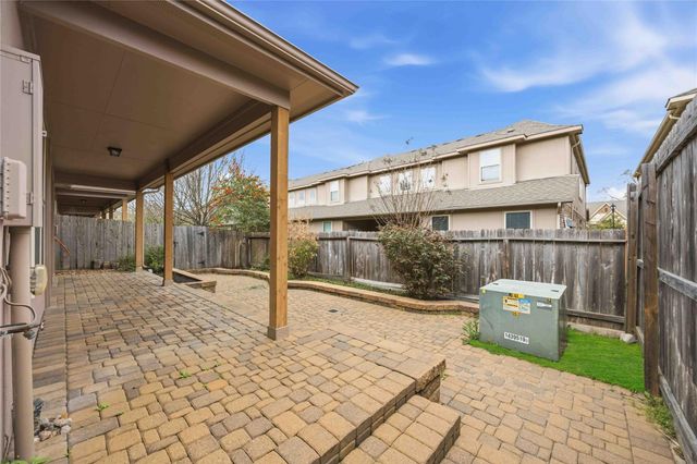 9022 Centennial Drive, Conroe, TX 77384