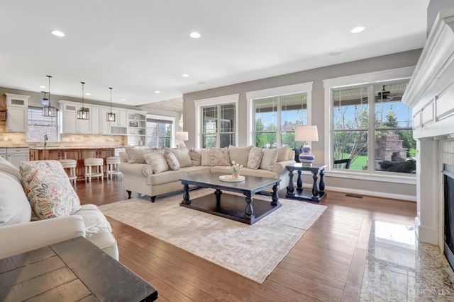 4966 Whispering Creek Ct, Hamilton Twp, OH 45039
