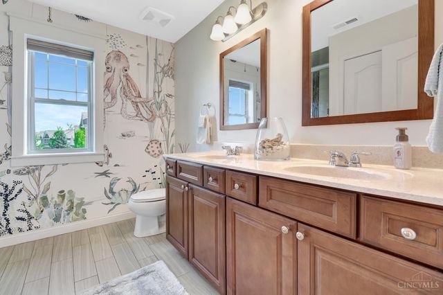 4966 Whispering Creek Ct, Hamilton Twp, OH 45039