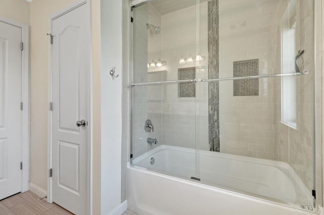 4966 Whispering Creek Ct, Hamilton Twp, OH 45039