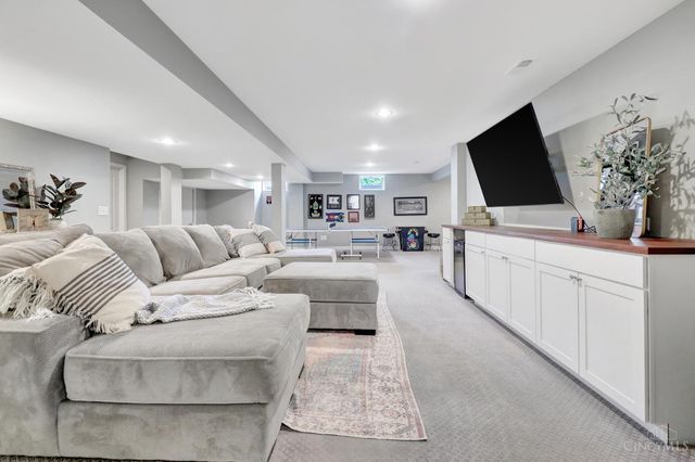 4966 Whispering Creek Ct, Hamilton Twp, OH 45039