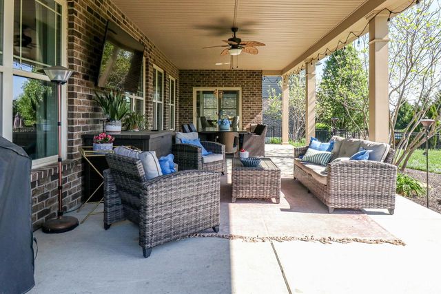 4966 Whispering Creek Ct, Hamilton Twp, OH 45039