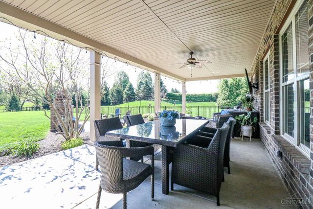 4966 Whispering Creek Ct, Hamilton Twp, OH 45039