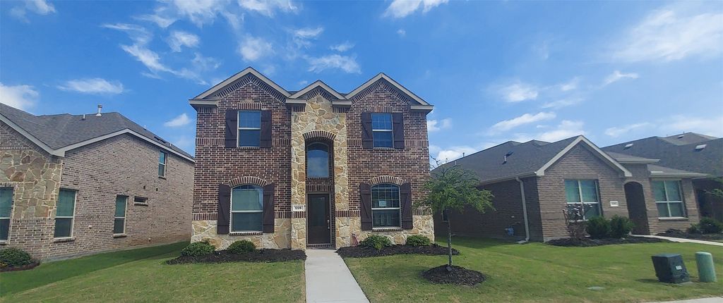 1225 Milfoil Drive, Justin, TX 76247