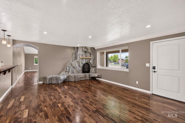 9622 W Delaware St, Boise, ID 83709