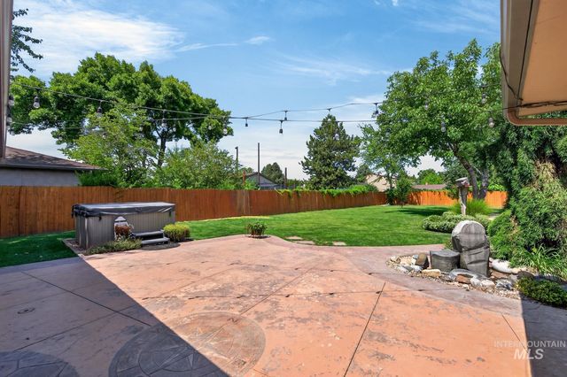 9622 W Delaware St, Boise, ID 83709