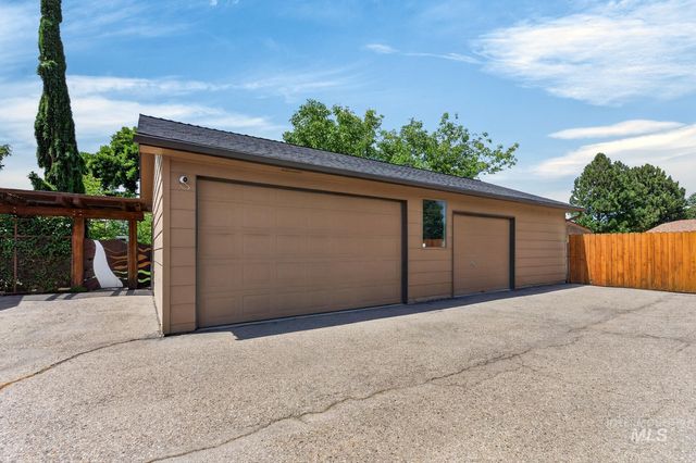 9622 W Delaware St, Boise, ID 83709