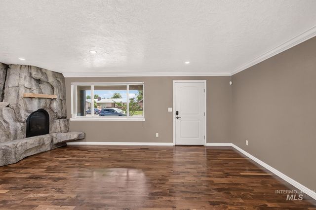 9622 W Delaware St, Boise, ID 83709