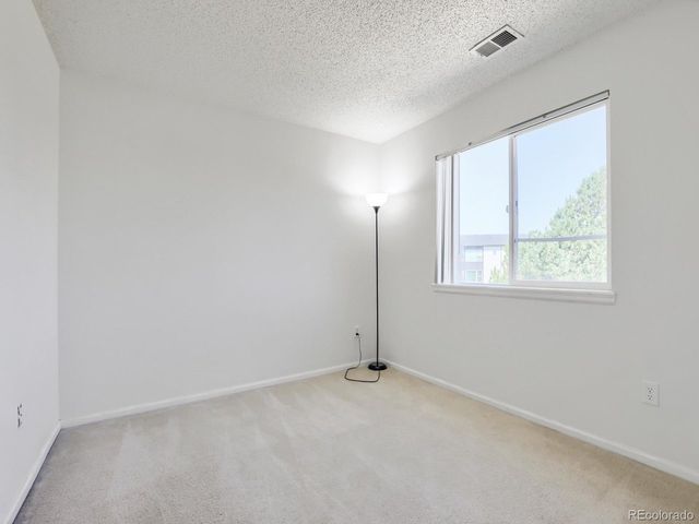 19355 E 58th Dr, Aurora, CO 80019