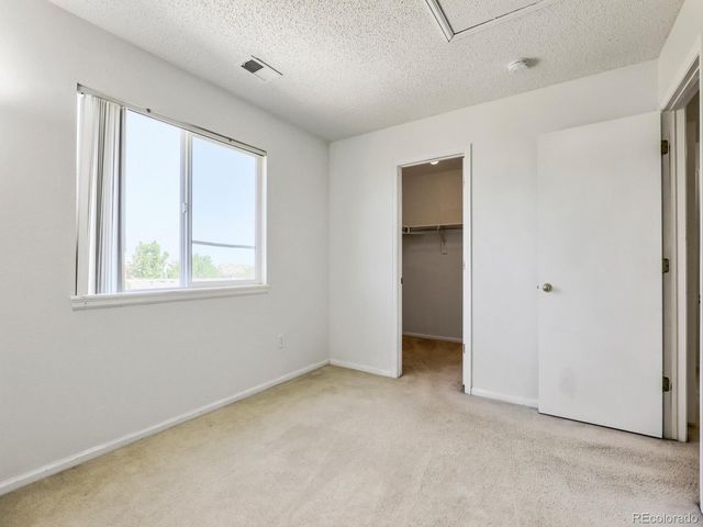 19355 E 58th Dr, Aurora, CO 80019