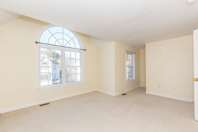 100 Nutting Road D1, Westford, MA 01886