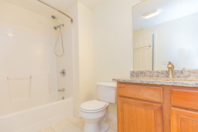 100 Nutting Road D1, Westford, MA 01886