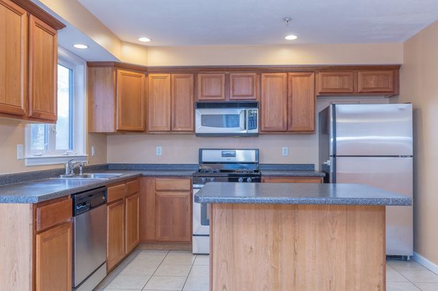 100 Nutting Road D1, Westford, MA 01886