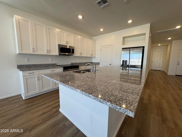 17990 W SAND HILLS Drive, Surprise, AZ 85387