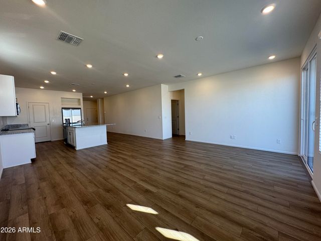 17990 W SAND HILLS Drive, Surprise, AZ 85387