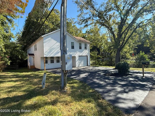 6652 Ashbrooke Dr, Pewee Valley, KY 40056
