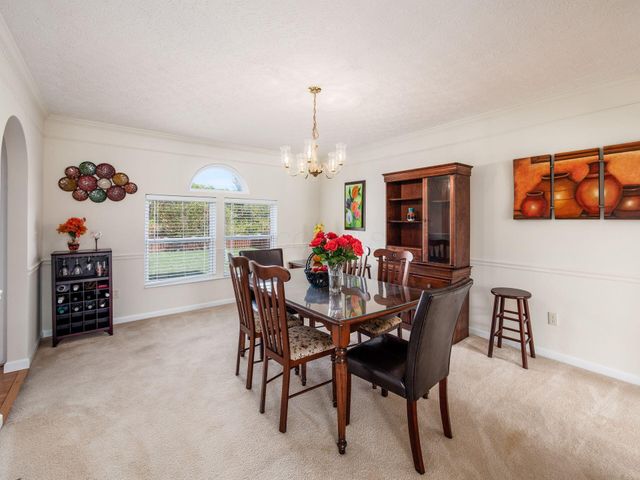 210 Pinecrest Drive, Delaware, OH 43015