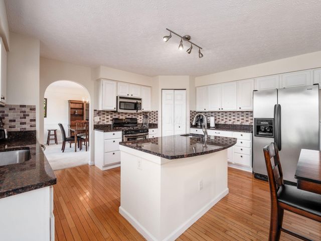 210 Pinecrest Drive, Delaware, OH 43015