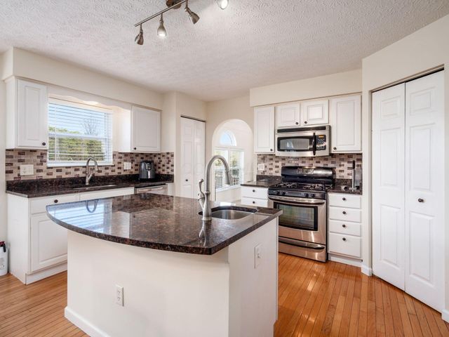 210 Pinecrest Drive, Delaware, OH 43015