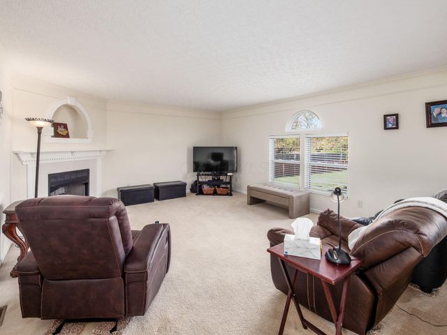 210 Pinecrest Drive, Delaware, OH 43015