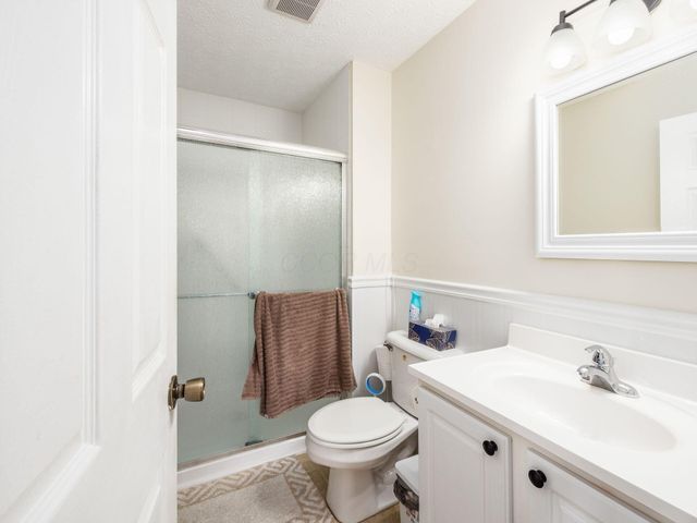 210 Pinecrest Drive, Delaware, OH 43015