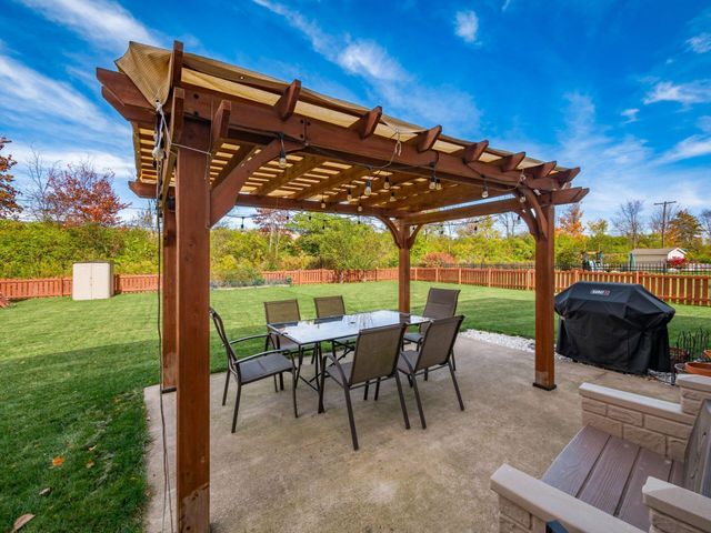 210 Pinecrest Drive, Delaware, OH 43015