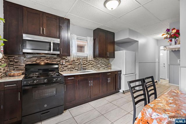 1110 61st Street, North Bergen, NJ 07047