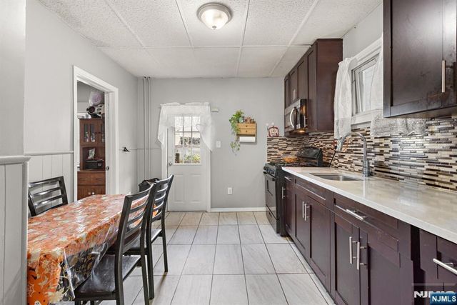1110 61st Street, North Bergen, NJ 07047