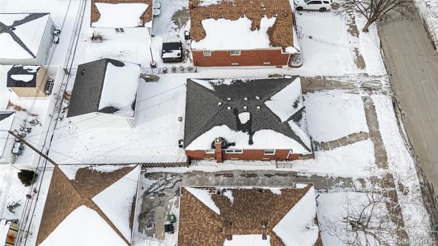 15219 University Street, Allen Park, MI 48101