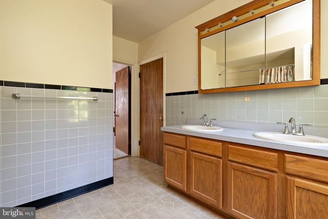 419 HIGHLAND TER, Pitman, NJ 08071