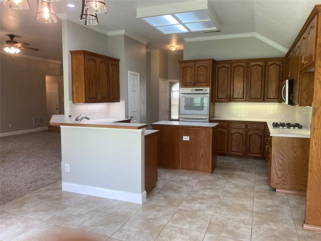 2305 Hickory Leaf Lane, Flower Mound, TX 75022
