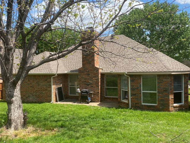 2305 Hickory Leaf Lane, Flower Mound, TX 75022