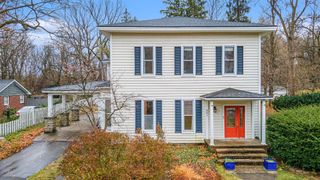 551 W Bridge Street, Plainwell City, MI 49080