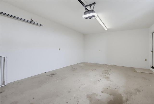 11880 Goldfinch Ct, Penn Valley, CA 95946
