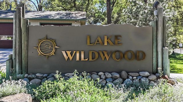 11880 Goldfinch Ct, Penn Valley, CA 95946