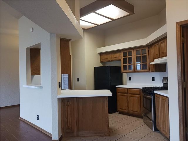 1019 Pruett Drive, Edmond, OK 73003