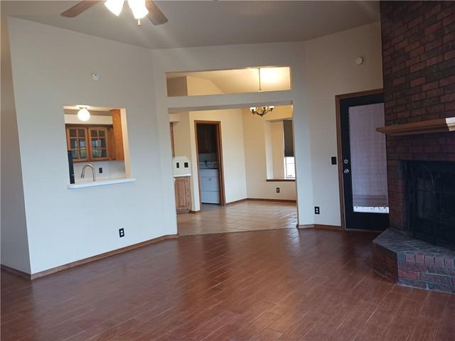 1019 Pruett Drive, Edmond, OK 73003