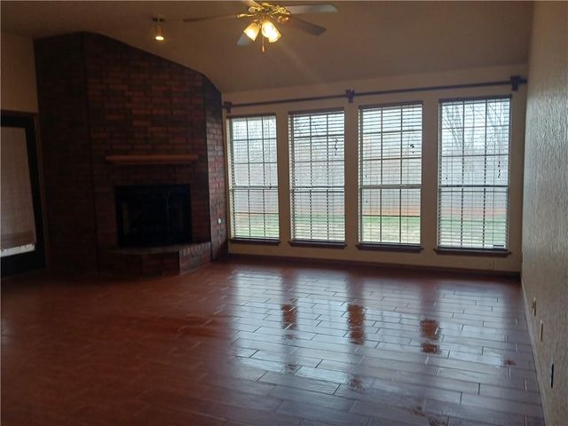 1019 Pruett Drive, Edmond, OK 73003