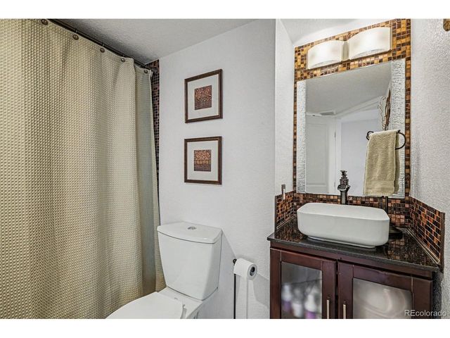 9690 S Dover Way, Littleton, CO 80127