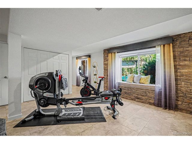 9690 S Dover Way, Littleton, CO 80127