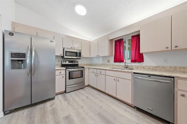 17989 SE 106TH COURT, Summerfield, FL 34491