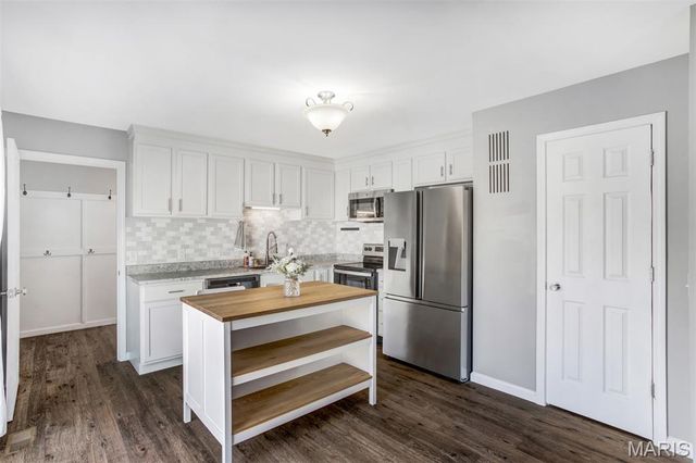 111 Downing Street, House Springs, MO 63051