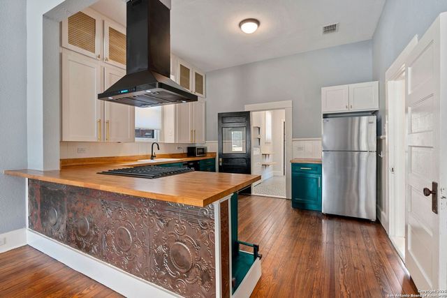 925 Lamar, San Antonio, TX 78202