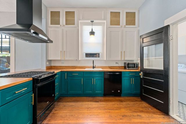 925 Lamar, San Antonio, TX 78202